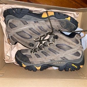 Merrell Moab Ventilator 2 Mid men’s 9.5 hiking boots